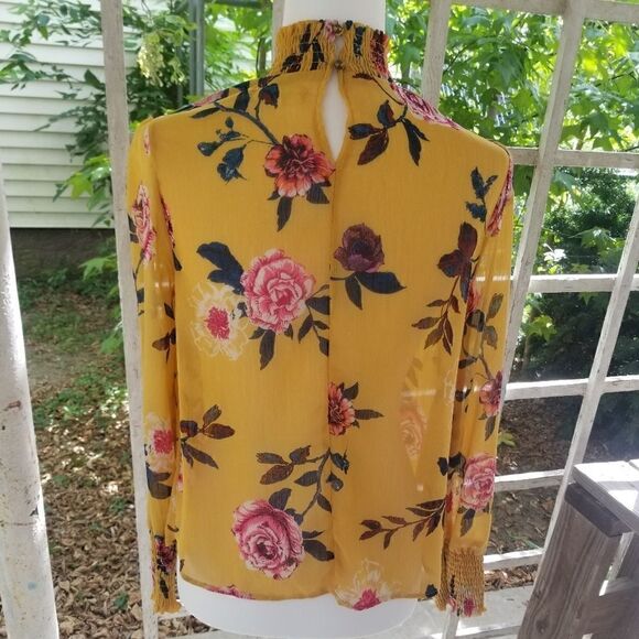 Living Doll Los Angeles Floral Long Sleeve Blouse - Picture 7 of 8